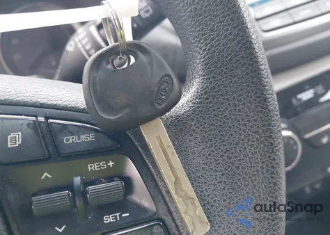 2016 Hyundai Tucson Se from USA, damaged, VIN KM8J3CA48GU050612